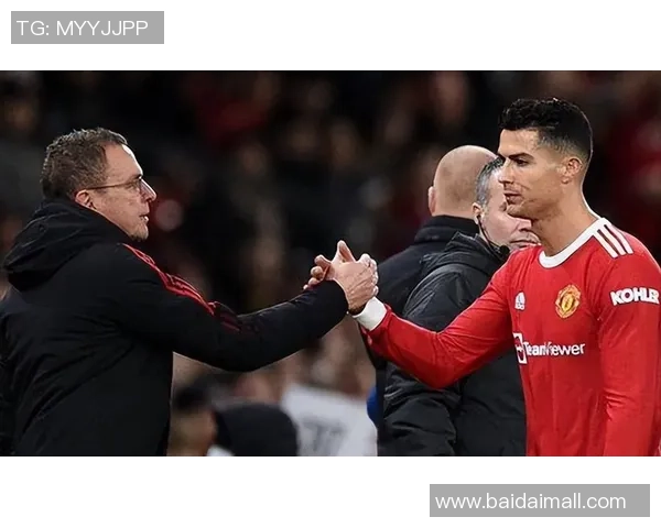 温哥华白帽与堪萨斯城体育会的激烈对决引发球迷热议 温哥华白帽与堪萨斯城体育会的激烈对决引发球迷热议